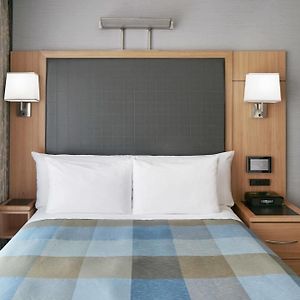 Standard Room Two Twin Beds
